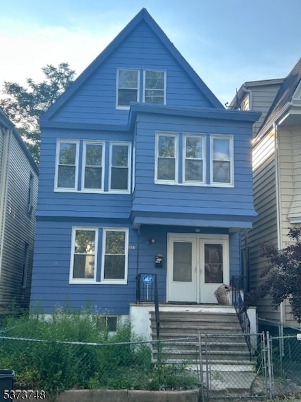 491 Norwood St, East Orange, NJ 07018