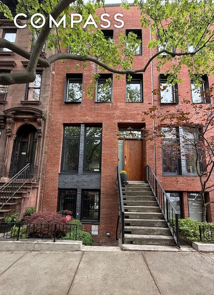 301 State St Unit TH, New York City, NY 11201