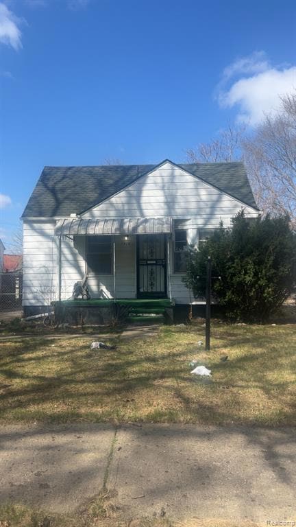 7419 Clayburn St, Detroit, MI 48228