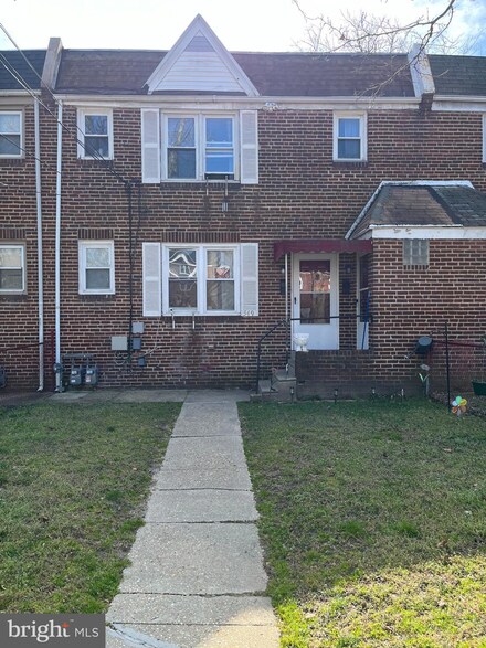 549 Pfeiffer St, Camden, NJ 08105