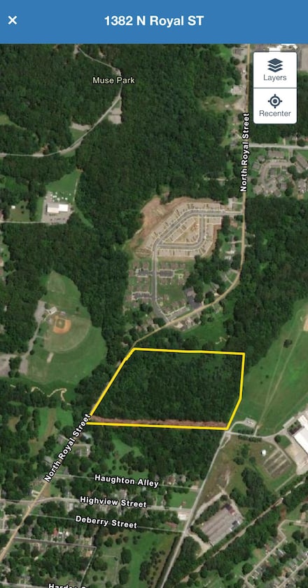 1382 N Royal St, Jackson, TN 38301