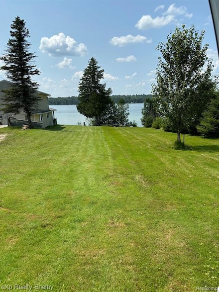9602 Clewley Rd, Ossineke Township, MI 49753