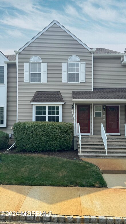4103 Dairy Ct, Freehold, NJ 07728
