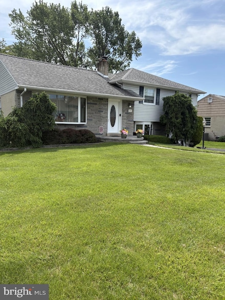 1011 Twist Rd, Philadelphia, PA 19115