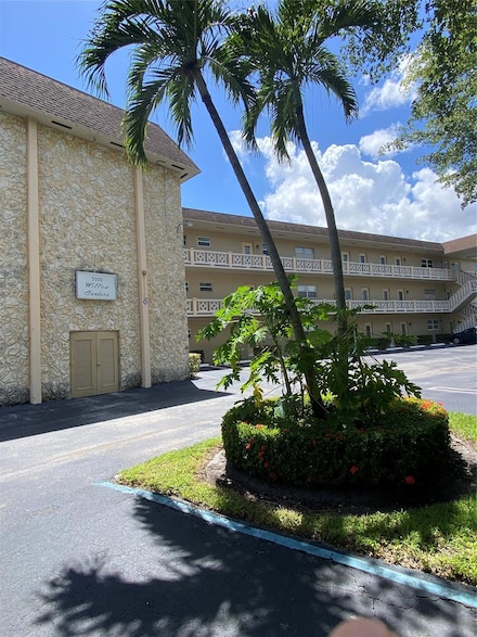 5100 NW 35th St Unit 306, Lauderdale Lakes, FL 33319