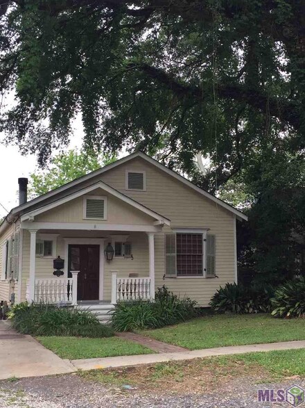1566 Saint Rose Ave, Baton Rouge, LA 70808