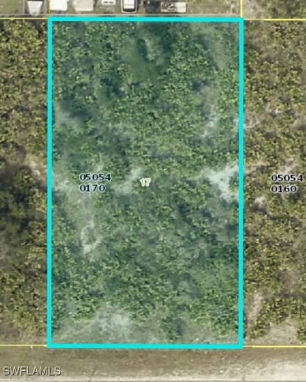 2712 42nd St W Unit 17, Lehigh Acres, FL 33971