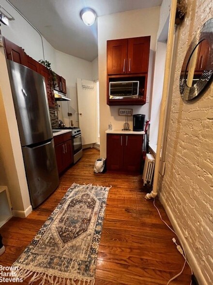 231 Thompson St Unit 8, New York, NY 10012