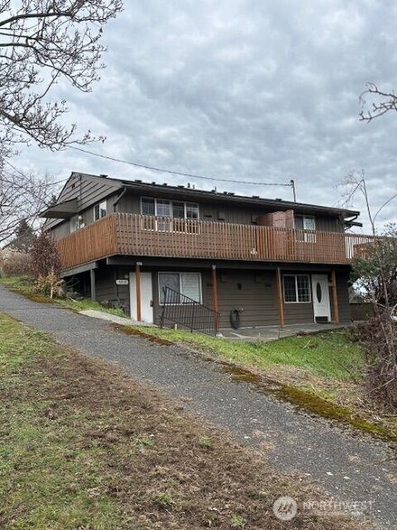 3919 2nd Ave NW, Seattle, WA 98107