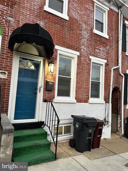 813 W 6th St, Wilmington, DE 19801
