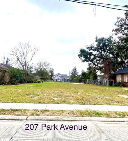 207 Park Ave, Lake Charles, LA 70601
