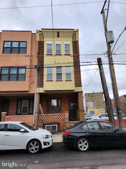828 Reed St, Philadelphia, PA 19147