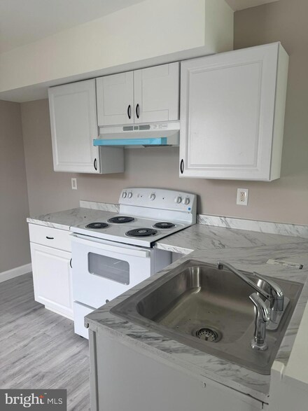 912 Madison St Unit B, Chester, PA 19013