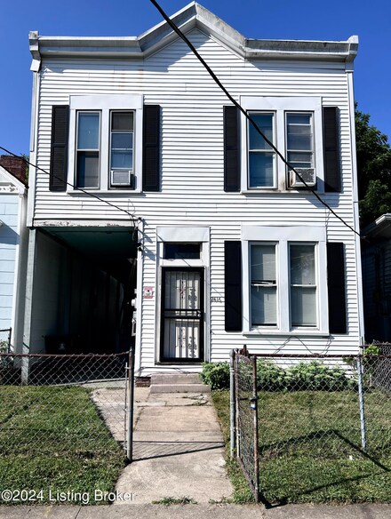 2416 Saint Xavier St, Louisville, KY 40212