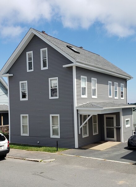 41 Mount Vernon St Unit 1, Gloucester, MA 01930