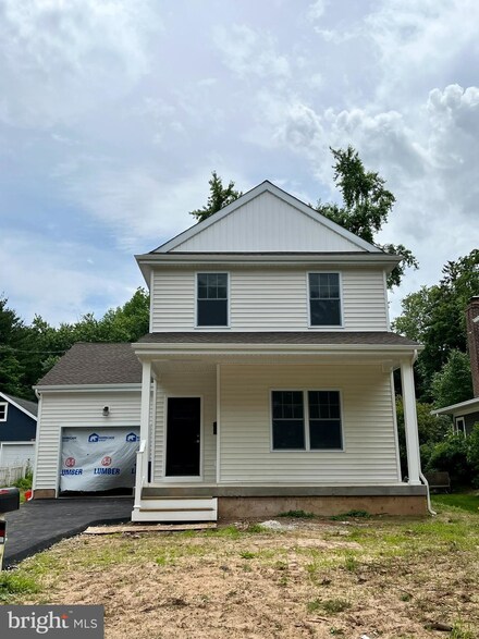 114 Laning Ave, Pennington, NJ 08534
