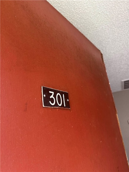 500 E 31st St Unit 301, Bryan, TX 77803