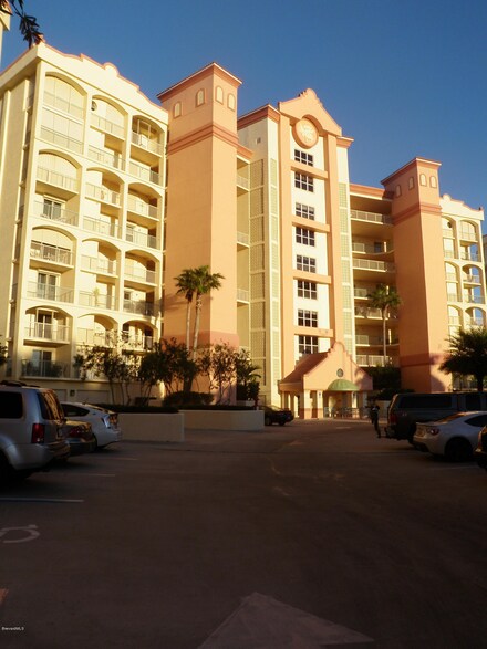 100 Riverside Dr Unit 504, Cocoa, FL 32922