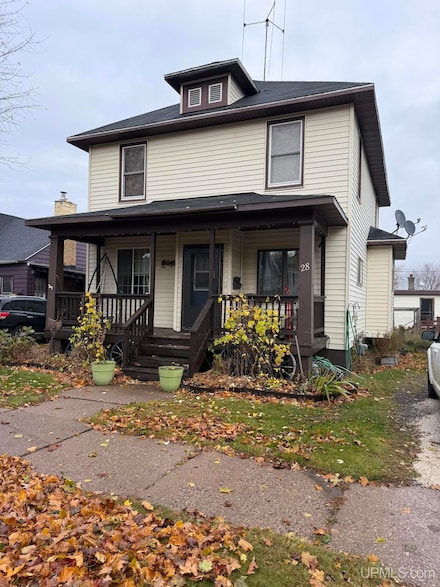 28 N 7th Ave, Iron River, MI 49935