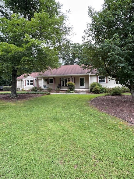 650 Wildwood Dr, Chatsworth, GA 30705