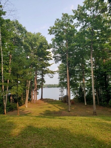 ON Kiboniki Point Ln, Lac Du Flambeau, WI 54538