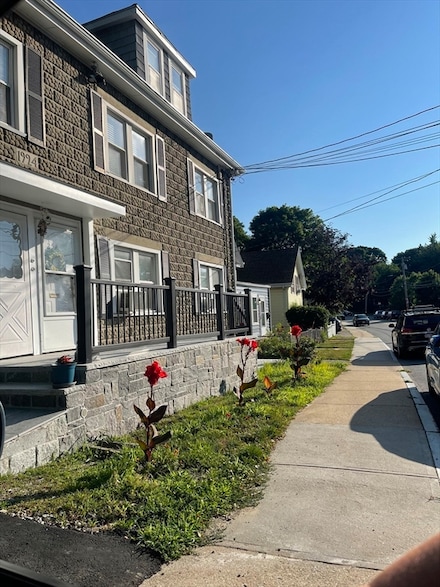 257 East St Unit 1, Dedham, MA 02026