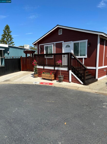 551 Captains Ct, Pittsburg, CA 94565