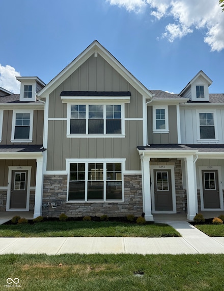8542 Goldfinch Rd, Brownsburg, IN 46112