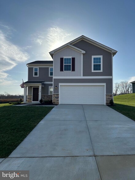 110 Lyon Ridge Rd, Shepherdstown, WV 25443