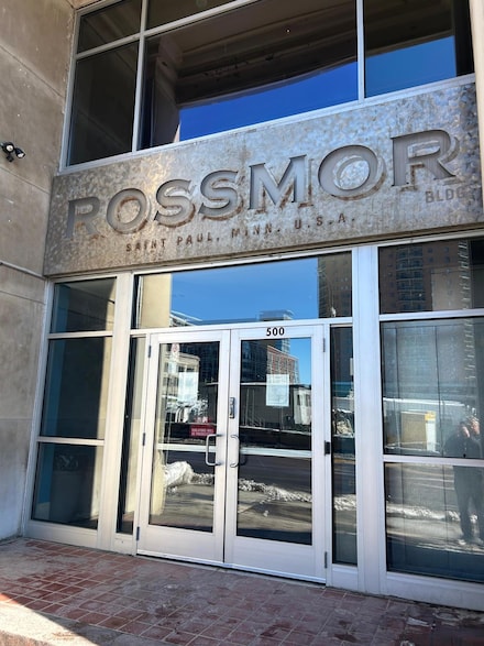 500 Robert St N Unit 601, Saint Paul, MN 55101