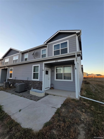 301 S 4th Ct, Deer Trail, CO 80105