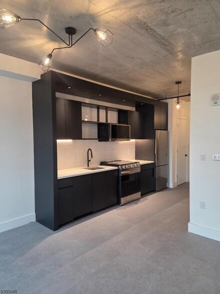 59 Mcwhorter St Unit 500, Newark, NJ 07105