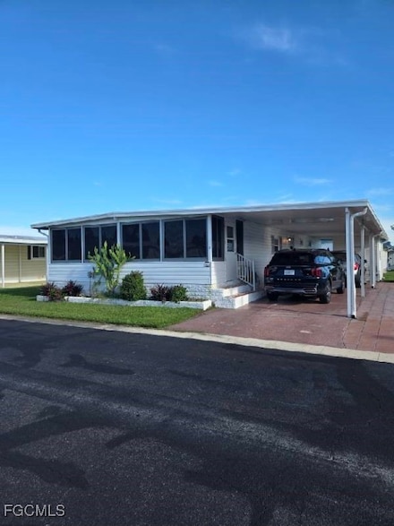 9 Elder St, Alva, FL 33920