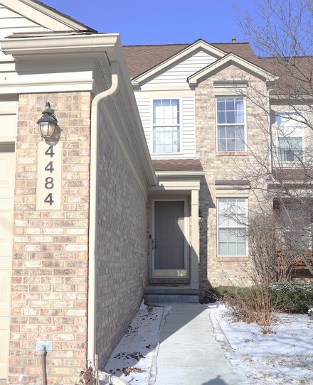 4484 Hunters Cir E Unit 184, Canton, MI 48188