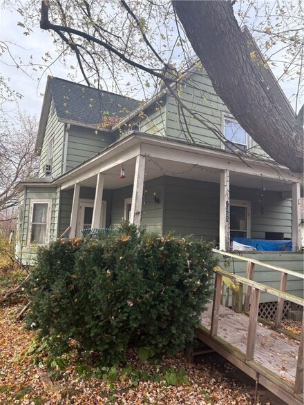 1537 Lake Rd, Hamlin, NY 14464
