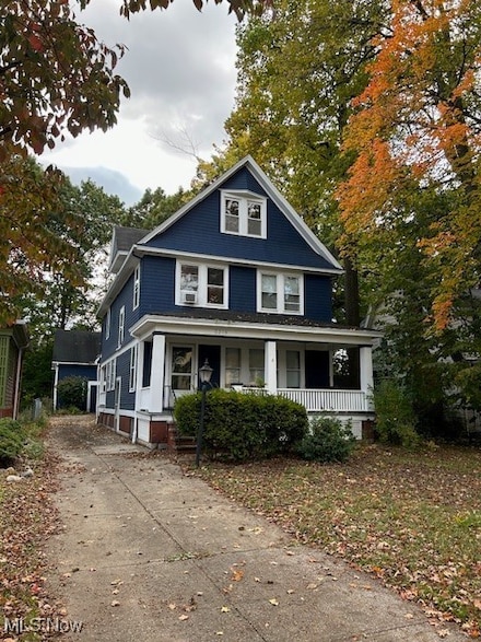 3218 Hyde Park Ave, Cleveland, OH 44118