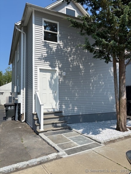 70 Dyke Ln, Stamford, CT 06902