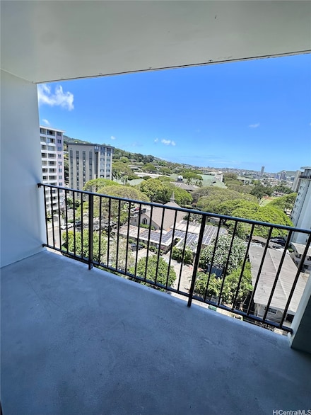1541 Dominis St Unit 1407, Honolulu, HI 96822