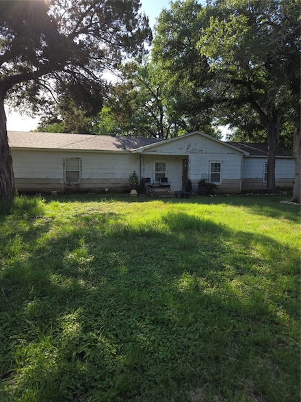 517 County Road 1700, Clifton, TX 76634