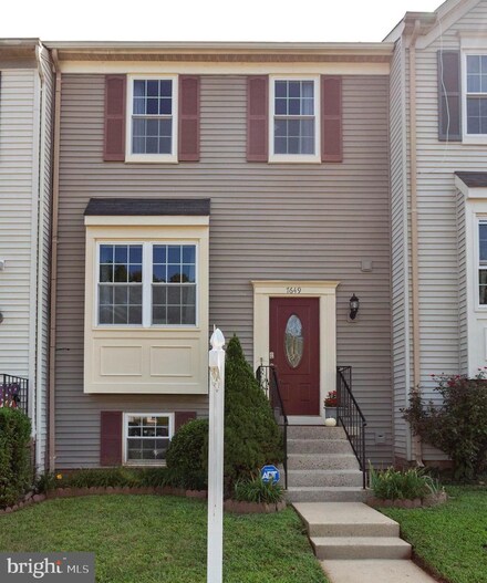 7649 Chadds Landing Way, Manassas, VA 20111