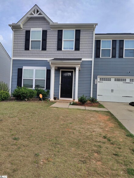 300 Maplestead Farms Ct, Greenville, SC 29617