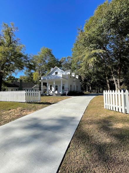 1784 Gordon Rd, Summerton, SC 29148