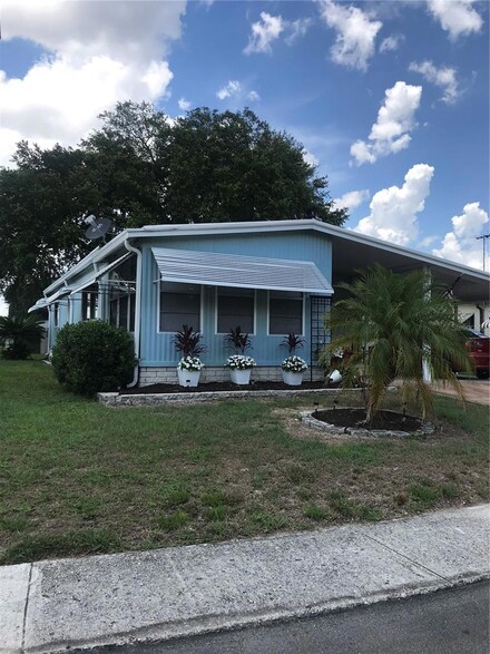 38553 Monet Dr, Zephyrhills, FL 33540