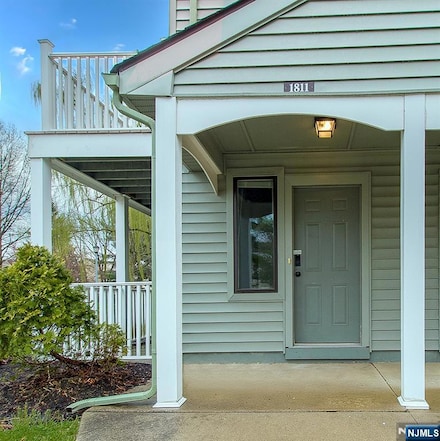 1811 Roberts Way, Voorhees, NJ 08043