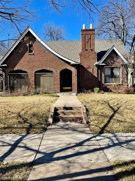 2938 5th Ave, Fort Worth, TX 76110