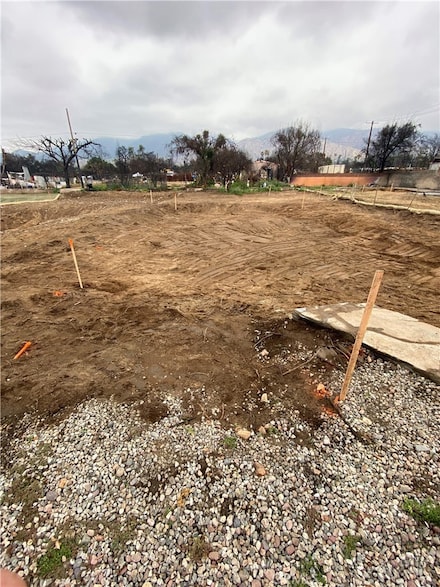 41 W Harriet St, Altadena, CA 91001