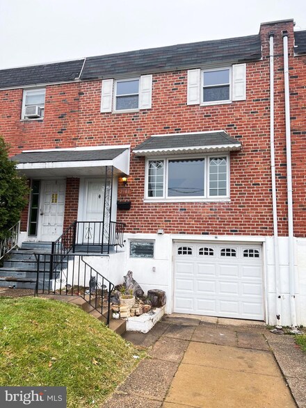 2903 Secane Dr, Philadelphia, PA 19154