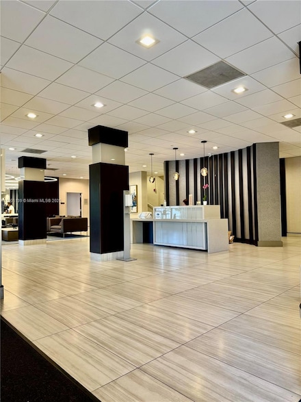 90 Edgewater Dr Unit 1222, Coral Gables, FL 33133