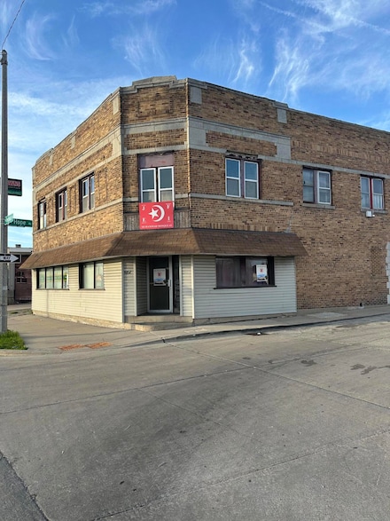 4202 N Teutonia Ave, Milwaukee, WI 53209