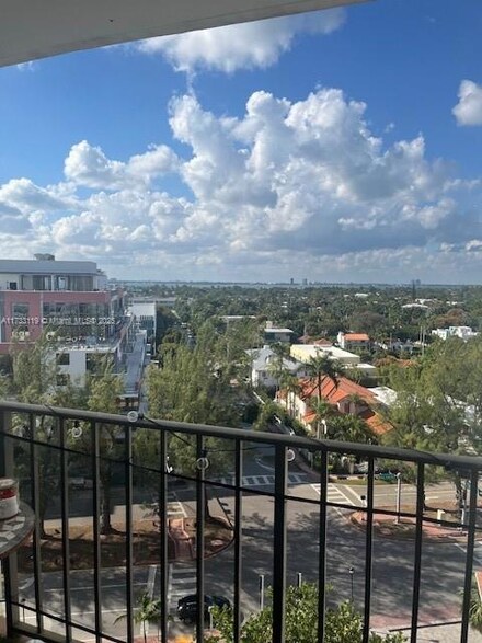 4101 Pine Tree Dr Unit 931, Miami Beach, FL 33140